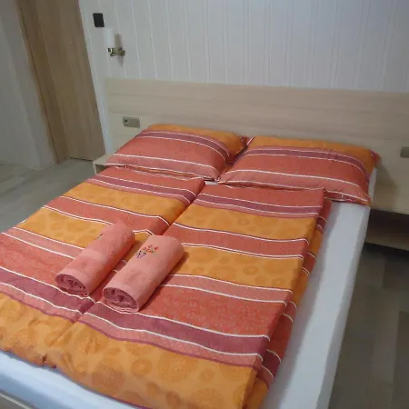 Deutsches Haus Pensión 4*