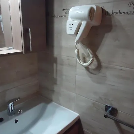 Pensión Deutsches Haus 4*